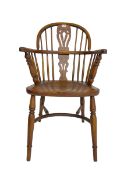 Late 20th century oak Windsor chair