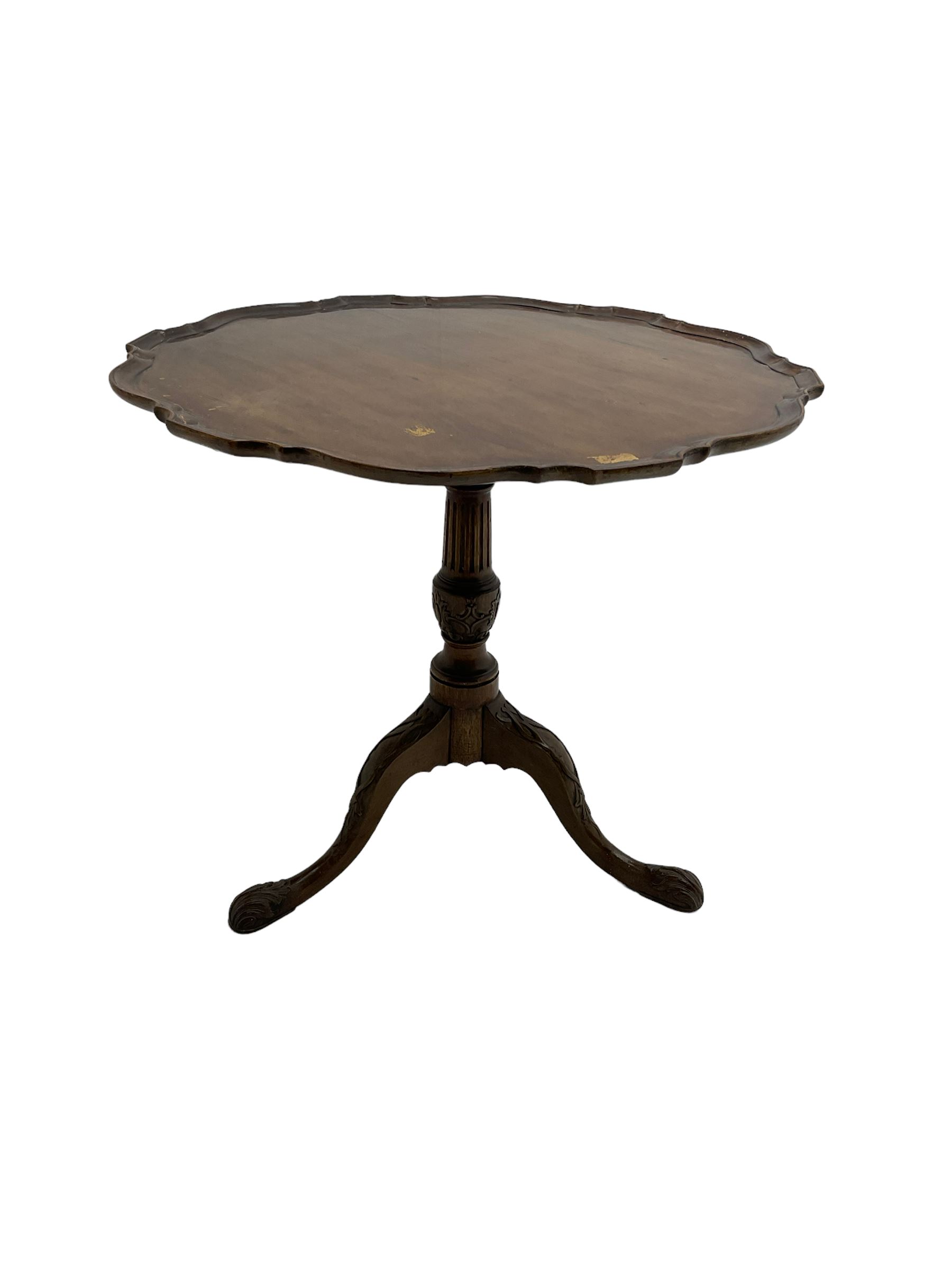 Georgian design tripod table