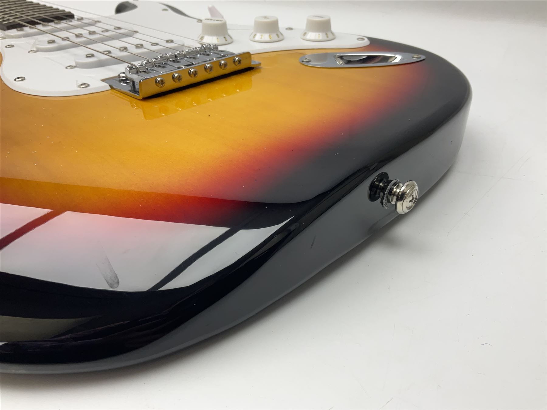 J & D Guitars cut-away electric six-string guitar with three-colour sunburst finish L99cm; in carryi - Image 10 of 26