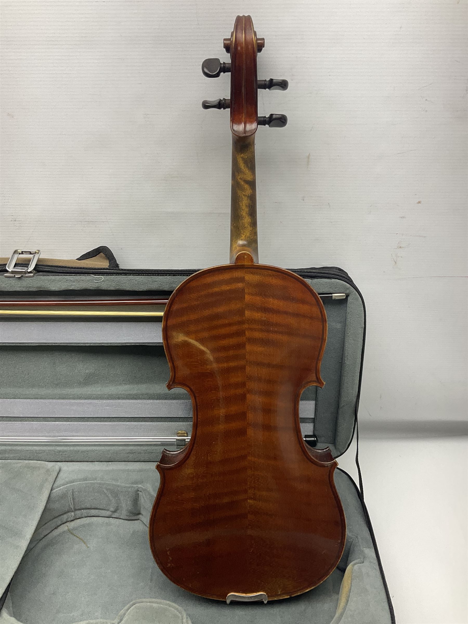 Early 20th century French Mirecourt violin with 35.5cm two-piece maple back and ribs and spruce top; - Image 8 of 22