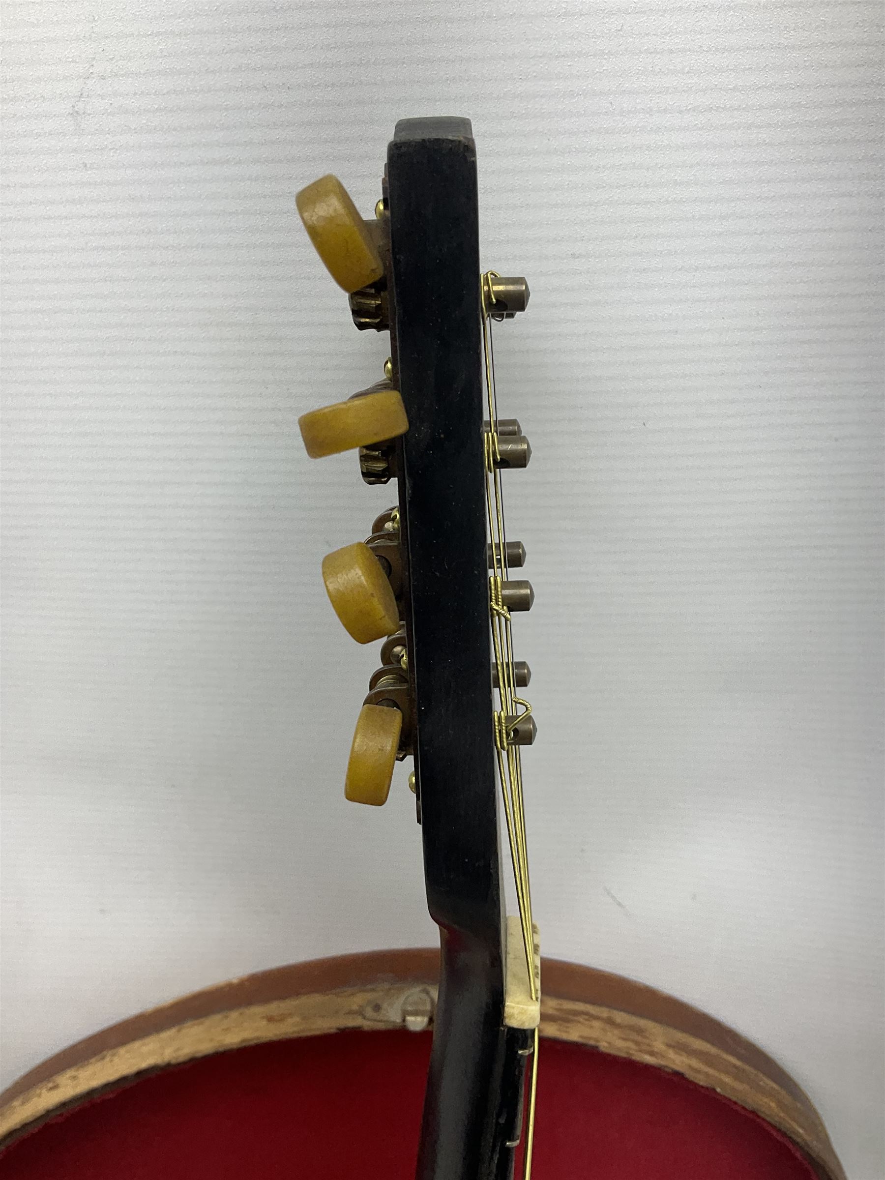 Early 20th century Italian Rafaele Disantino eight-string mandolin with two-piece back and spruce to - Image 7 of 14