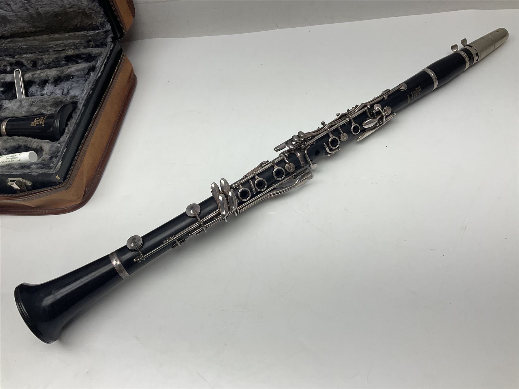 Pair of Boosey & Hawkes Emperor clarinets - Image 9 of 17