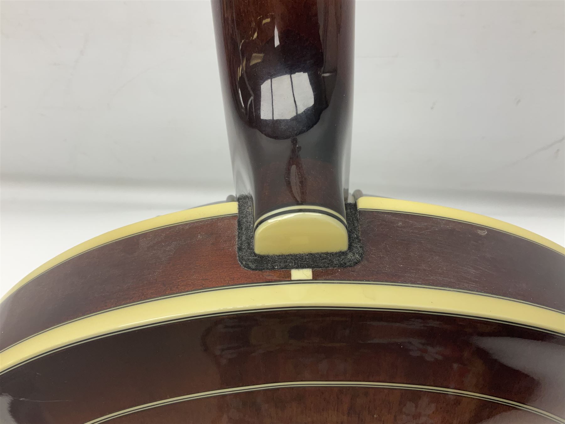 Tonewood mahogany 5-string banjo with 5th string capo L99cm - Image 14 of 15