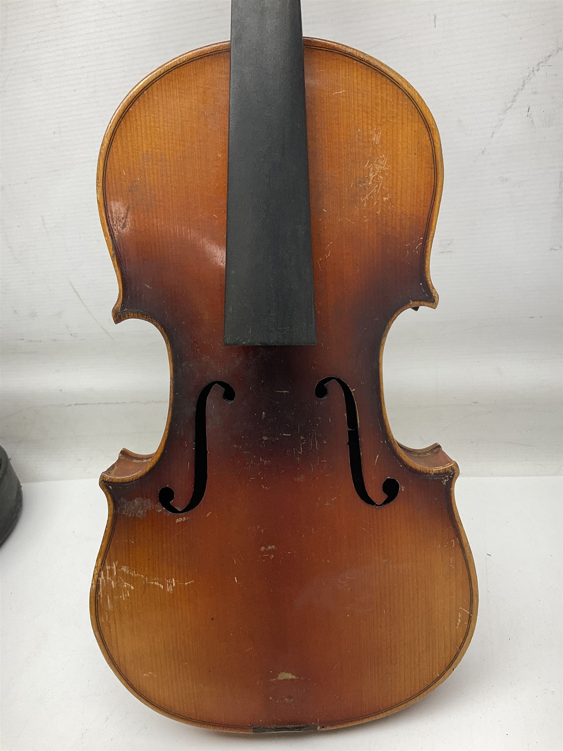 Czechoslovakian violin c1920 with 36cm two-piece maple back and ribs and spruce top - Image 27 of 34