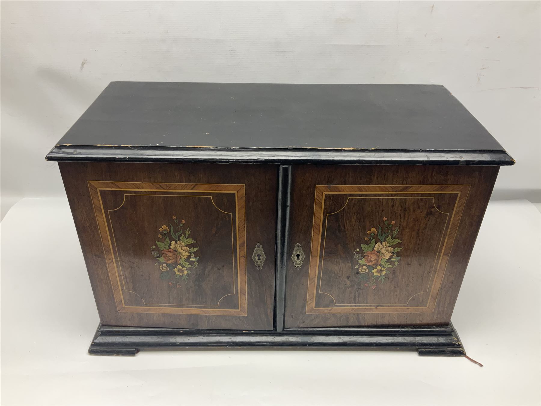 Swiss - 19th-century cylinder music box in a mahogany "buffet" style case with inlaid door panels - Image 11 of 13