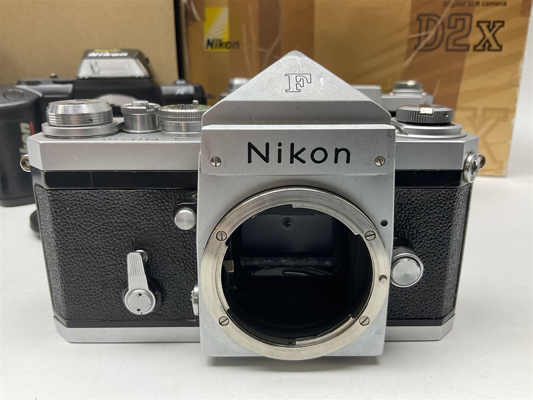 Nikon F-401 camera body - Image 3 of 26