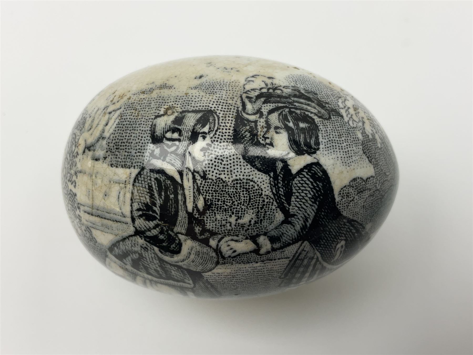 Victorian pottery egg transfer - Image 3 of 6