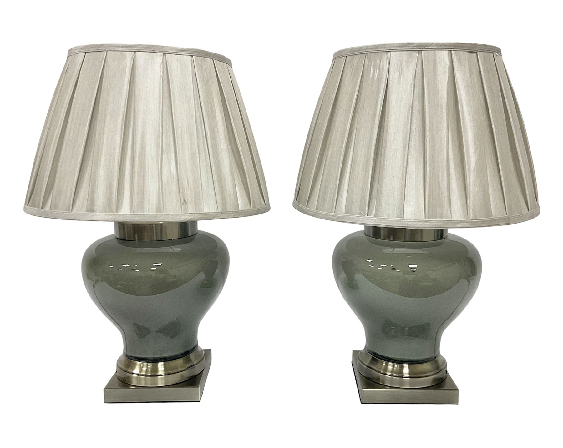 Pair of table lamps of squat baluster form