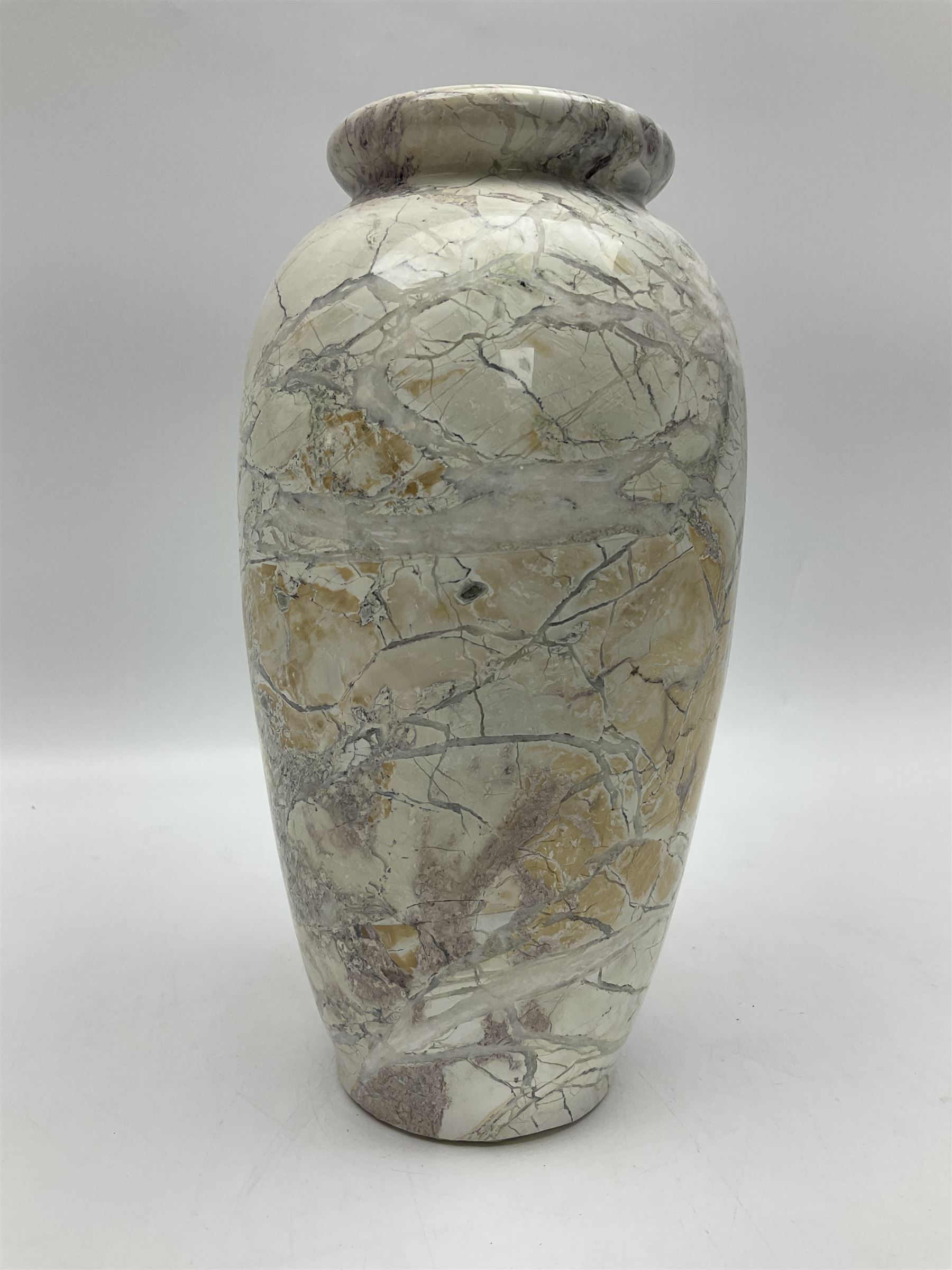 White marble vase - Image 7 of 9