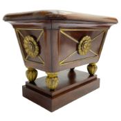 Attributed to Gillows - Regency mahogany wine cooler