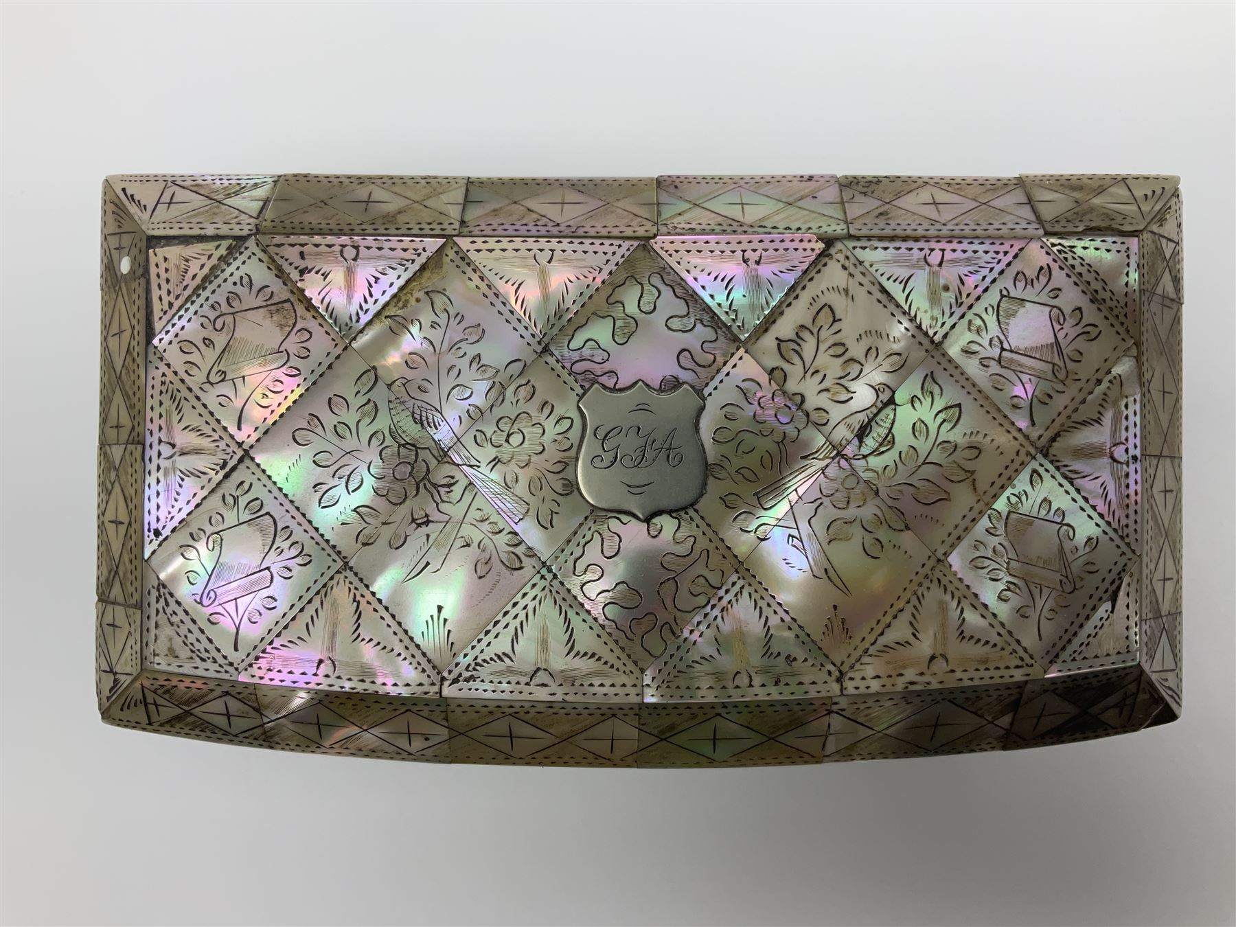 Victorian mother of pearl tea caddy - Image 2 of 32