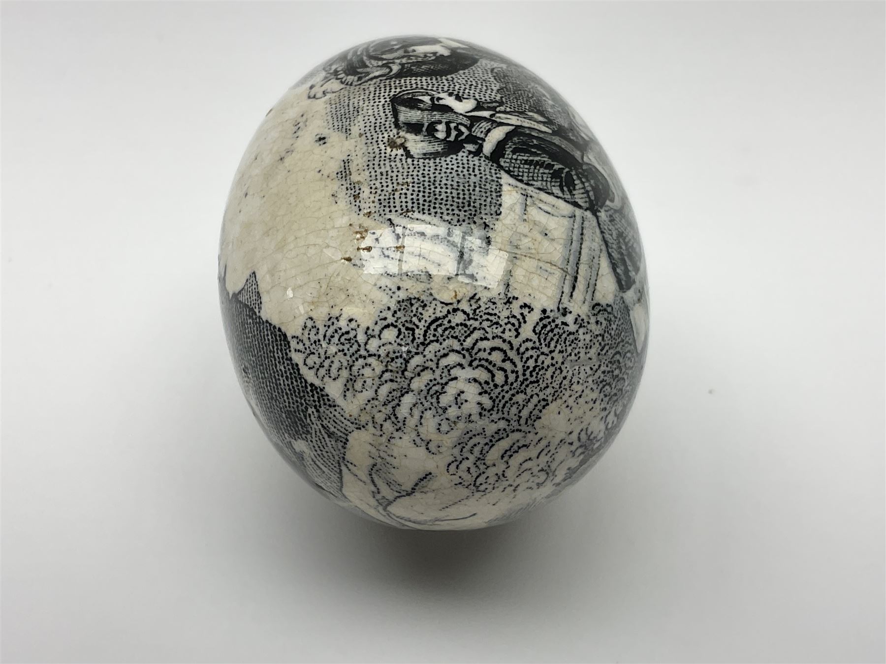 Victorian pottery egg transfer - Image 4 of 6