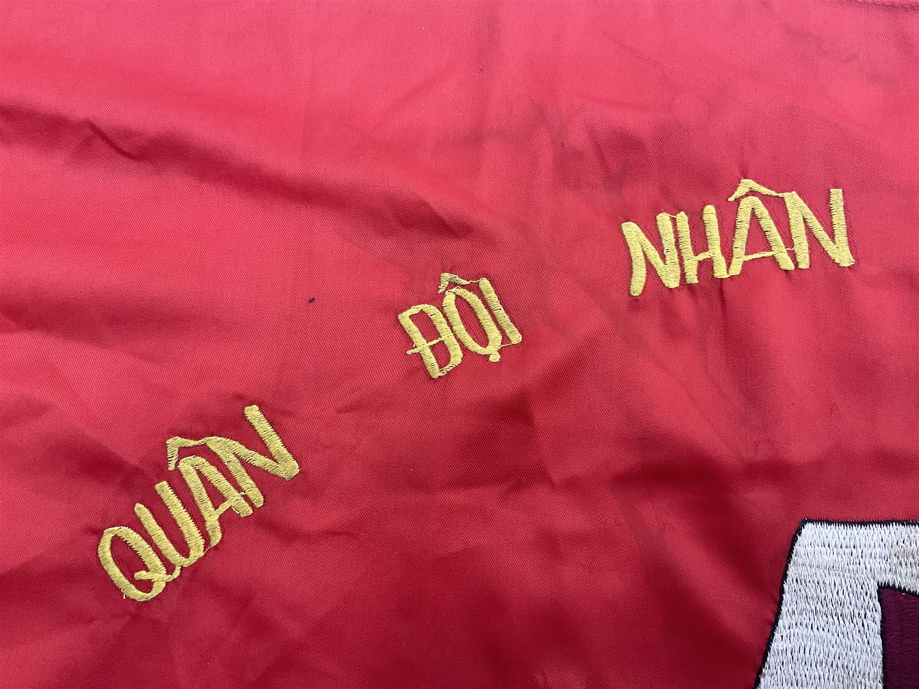 1960s North Vietnam banner embroidered in yellow thread on a red ground - Image 2 of 14