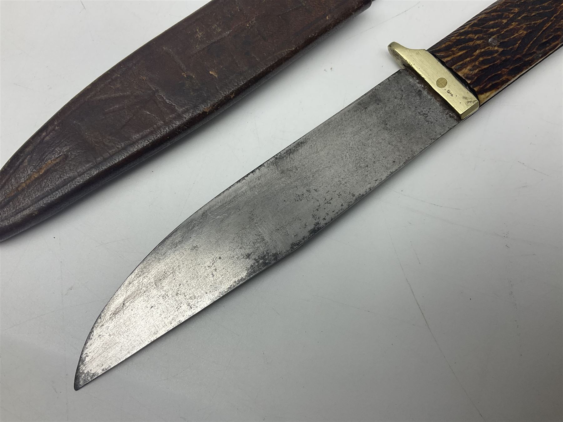 WW2 fighting knife - Image 3 of 8