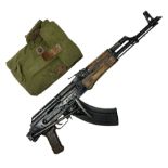 Deactivated AK47 7.62mm assault rifle