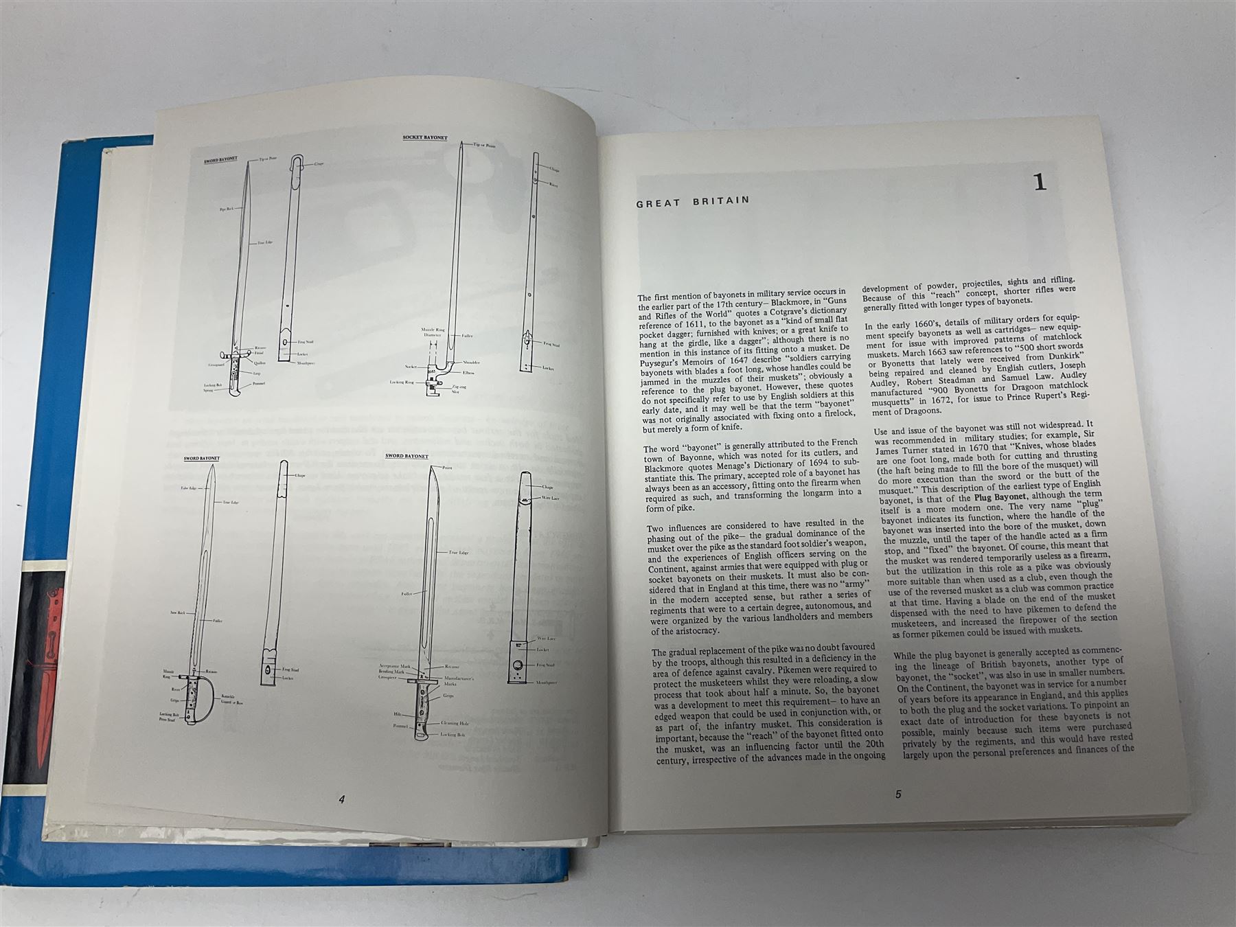 Five reference books on swords and bayonets comprising Skennerton & Richardson: British & Commonweal - Image 3 of 17