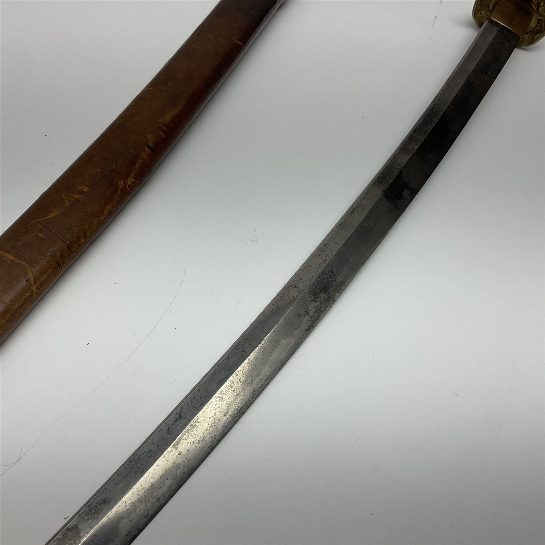 WW2 Japanese Army officer's shin gunto/katana sword with 67cm steel single edged blade - Image 14 of 22