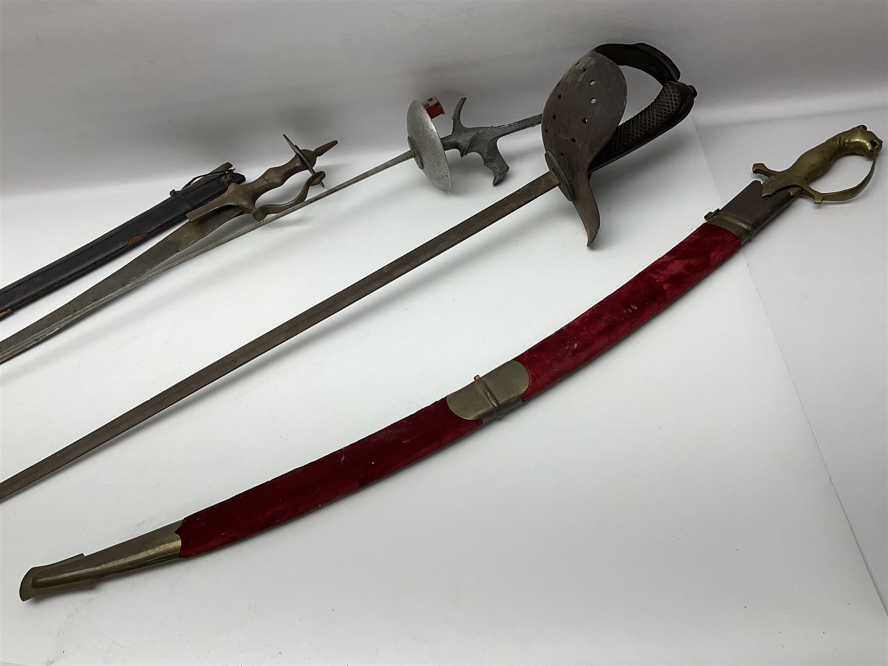 Late Victorian British Military gymnasium practice sword with 85.5cm fullered blunt pointed narrow s - Image 15 of 44