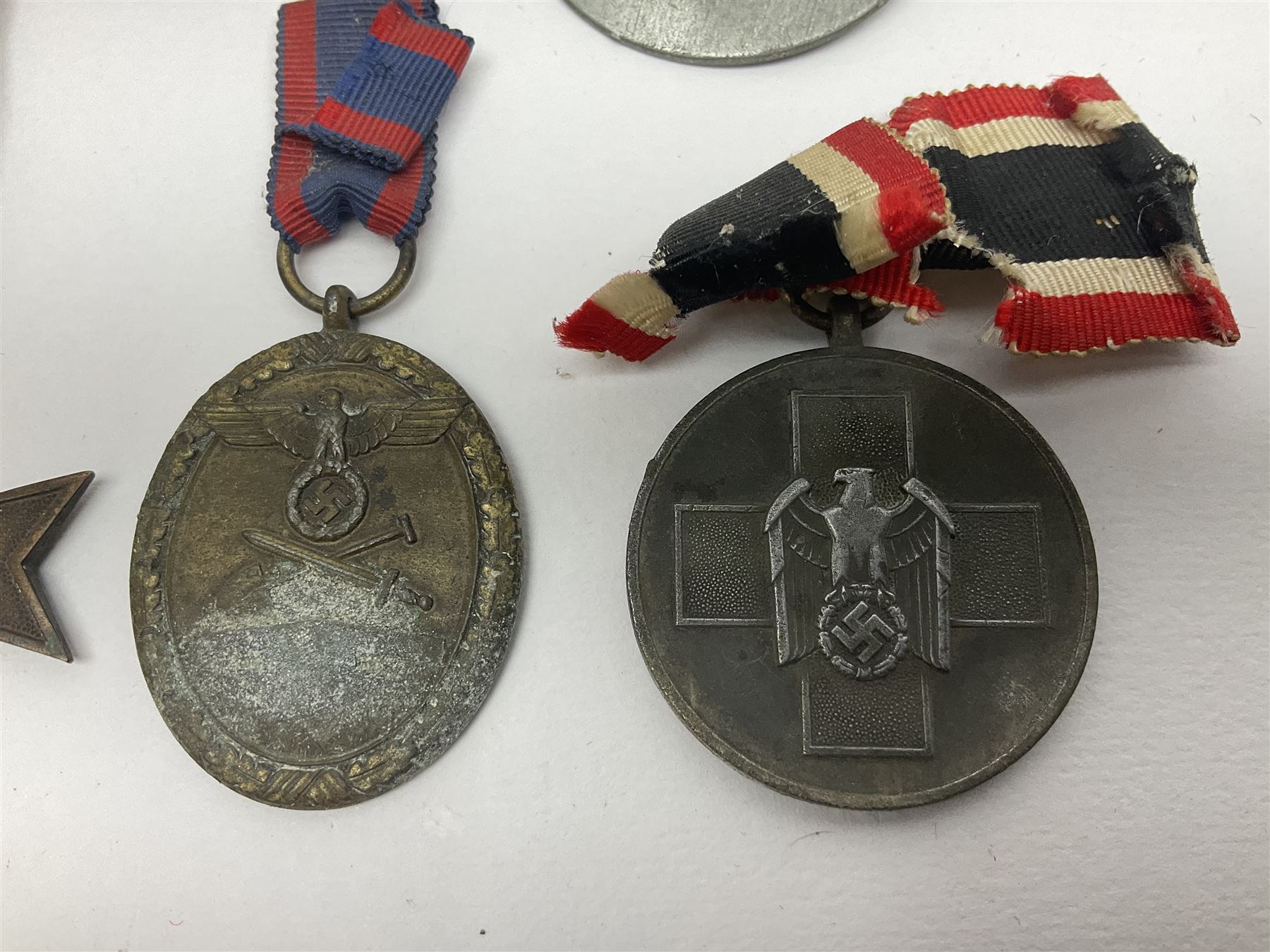 Five WW2 German medals/badges -German Defences West Wall Medal - Image 2 of 8
