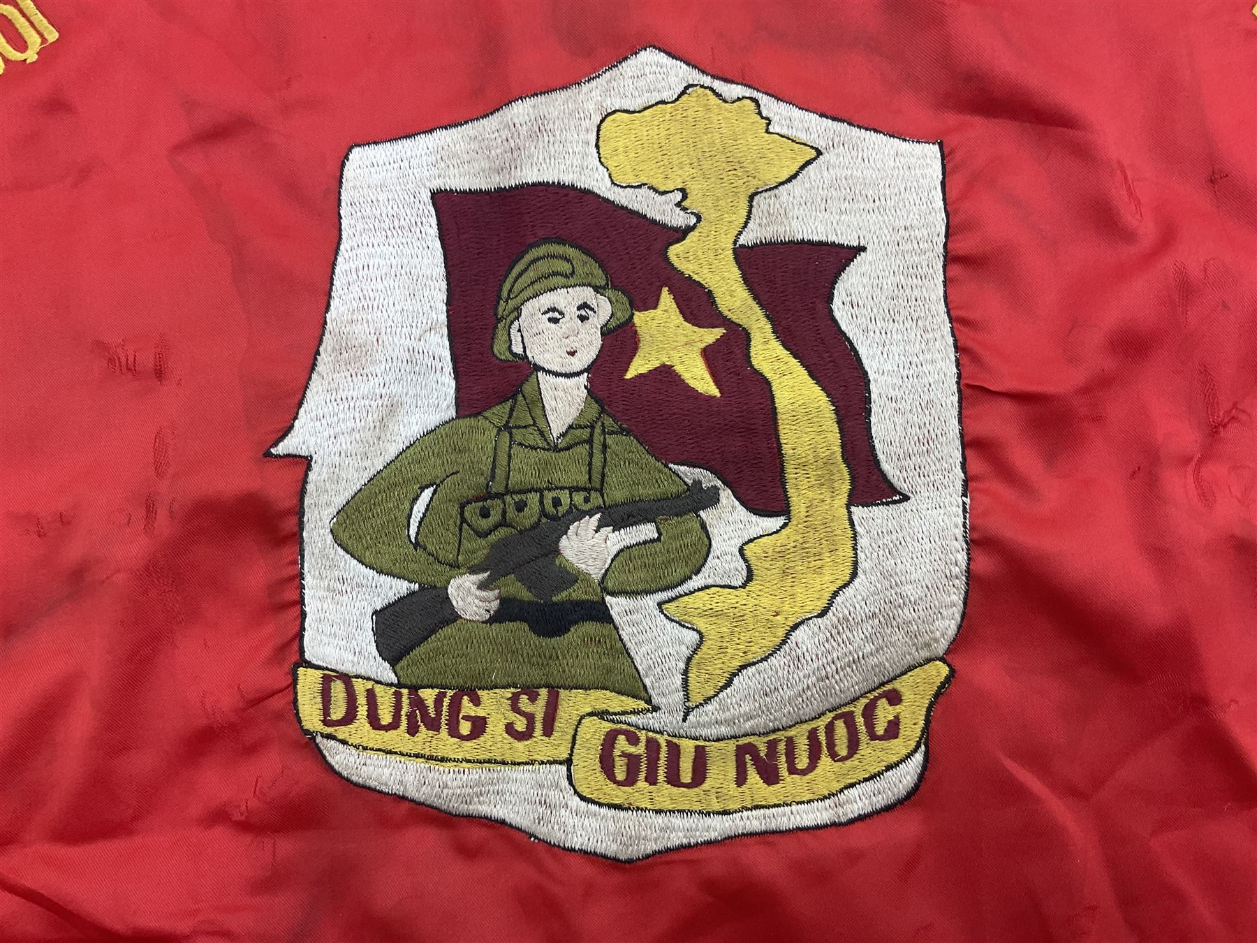 1960s North Vietnam banner embroidered in yellow thread on a red ground - Image 4 of 14