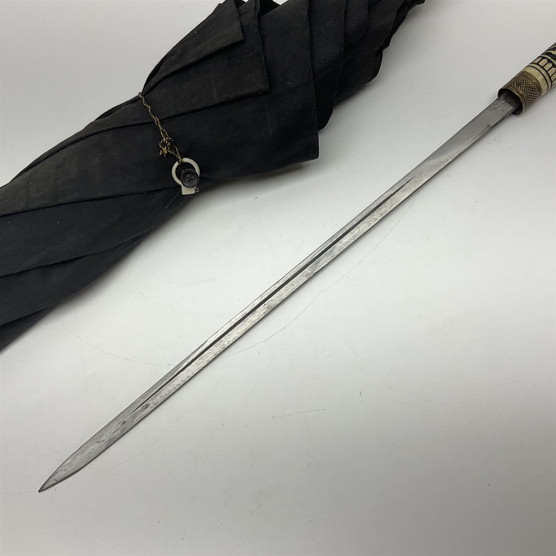 Early 20th century Indian ebonised wooden umbrella sword stick with 36cm blade - Image 17 of 25