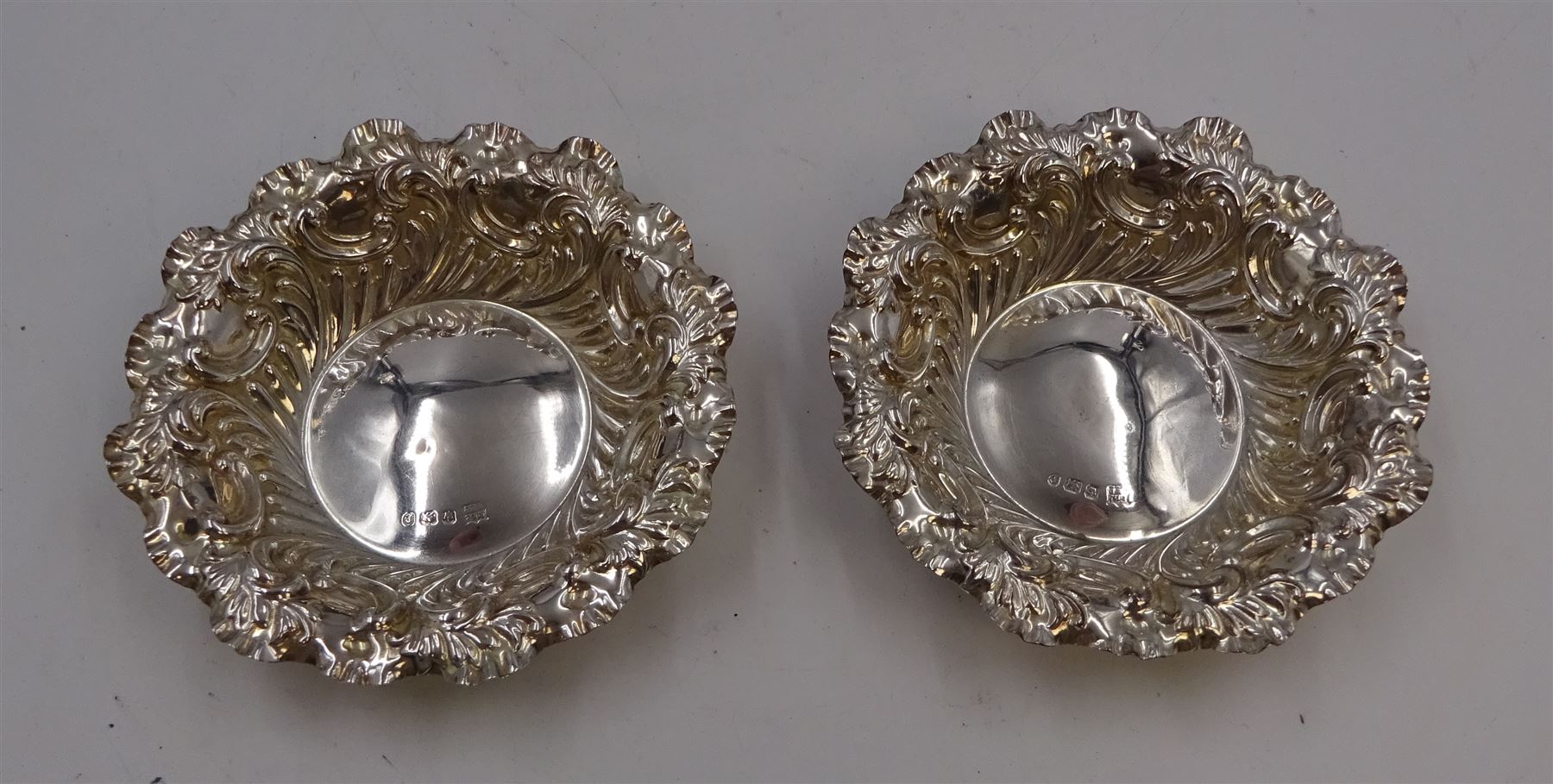 Pair of Victorian silver bon bon dishes - Image 3 of 4