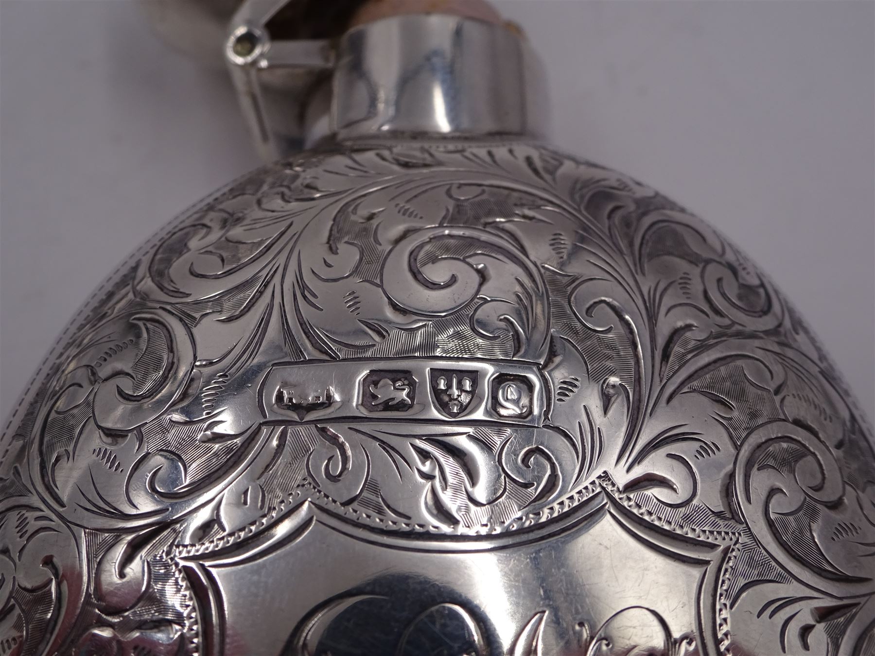 Victorian silver hip flask - Image 3 of 6