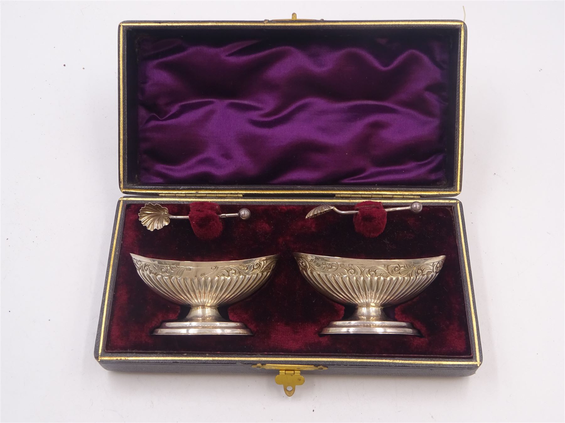 Pair of Victorian silver open salts - Image 2 of 5