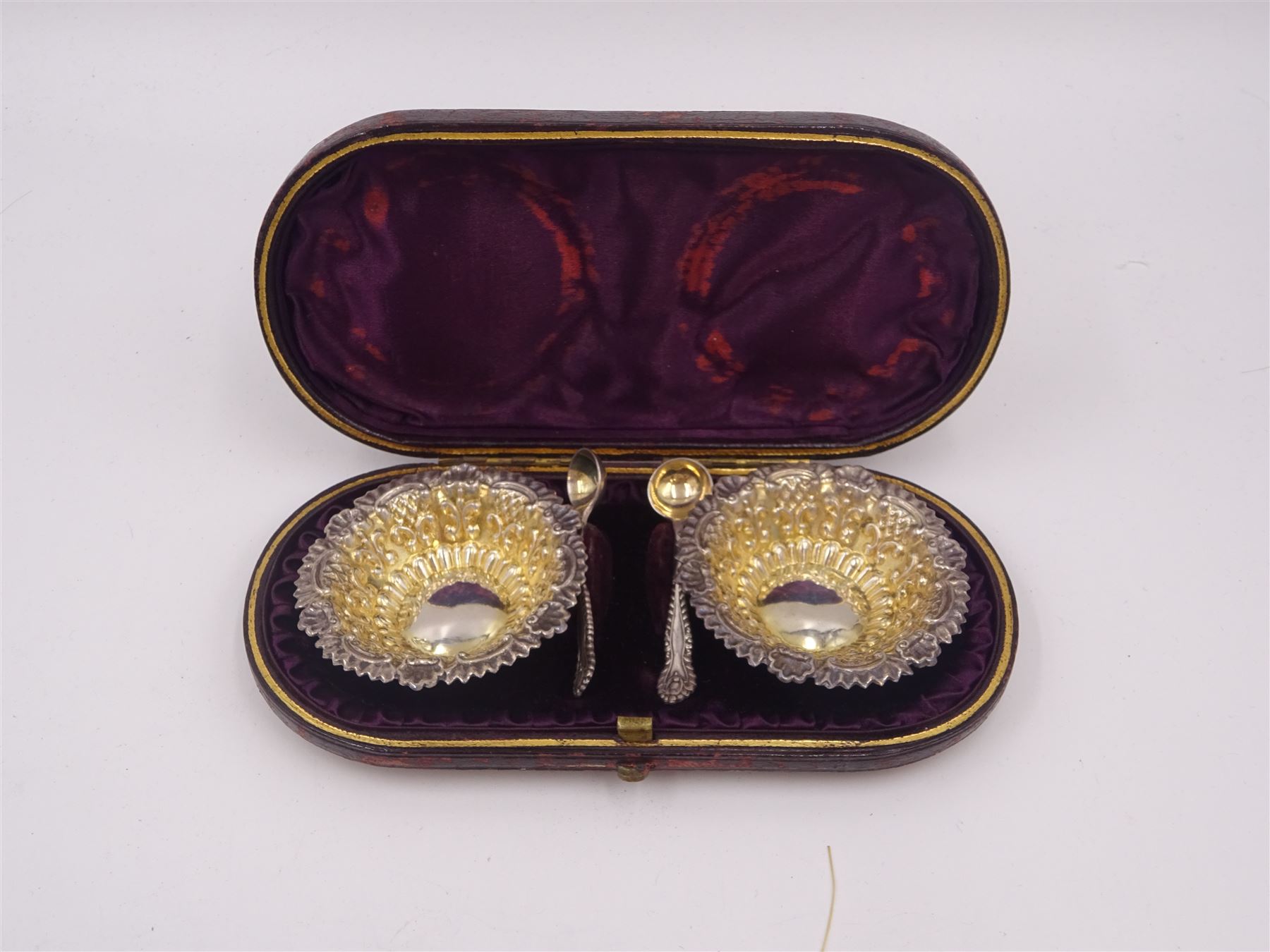 Pair of Victorian silver open salts - Image 3 of 5