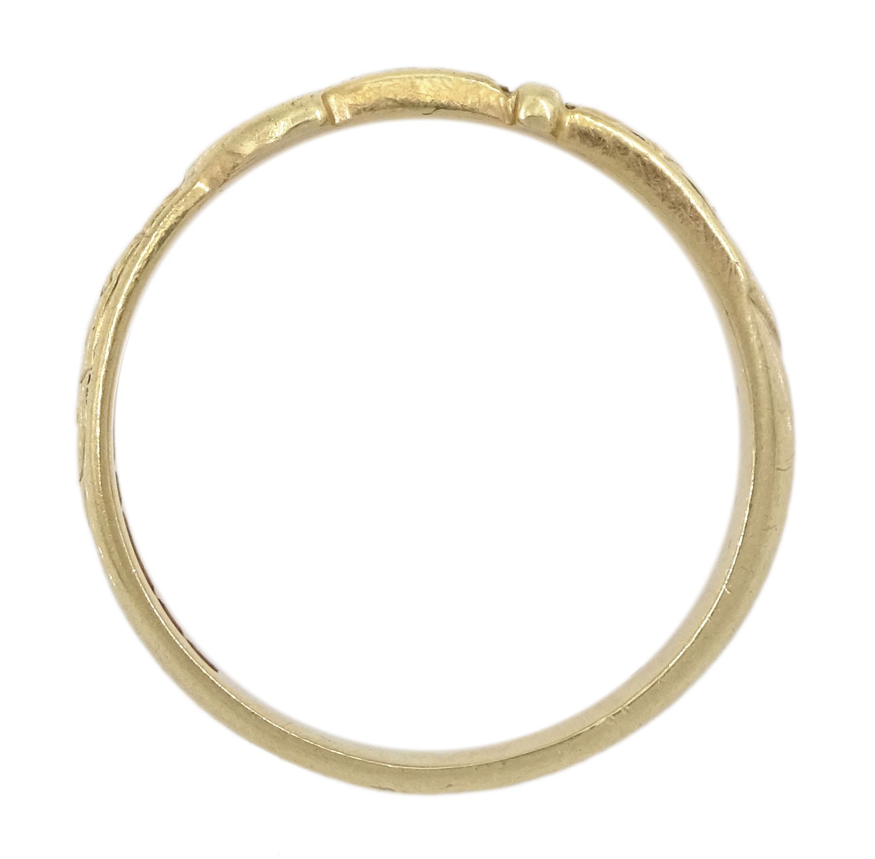 9ct gold buckle ring - Image 4 of 4