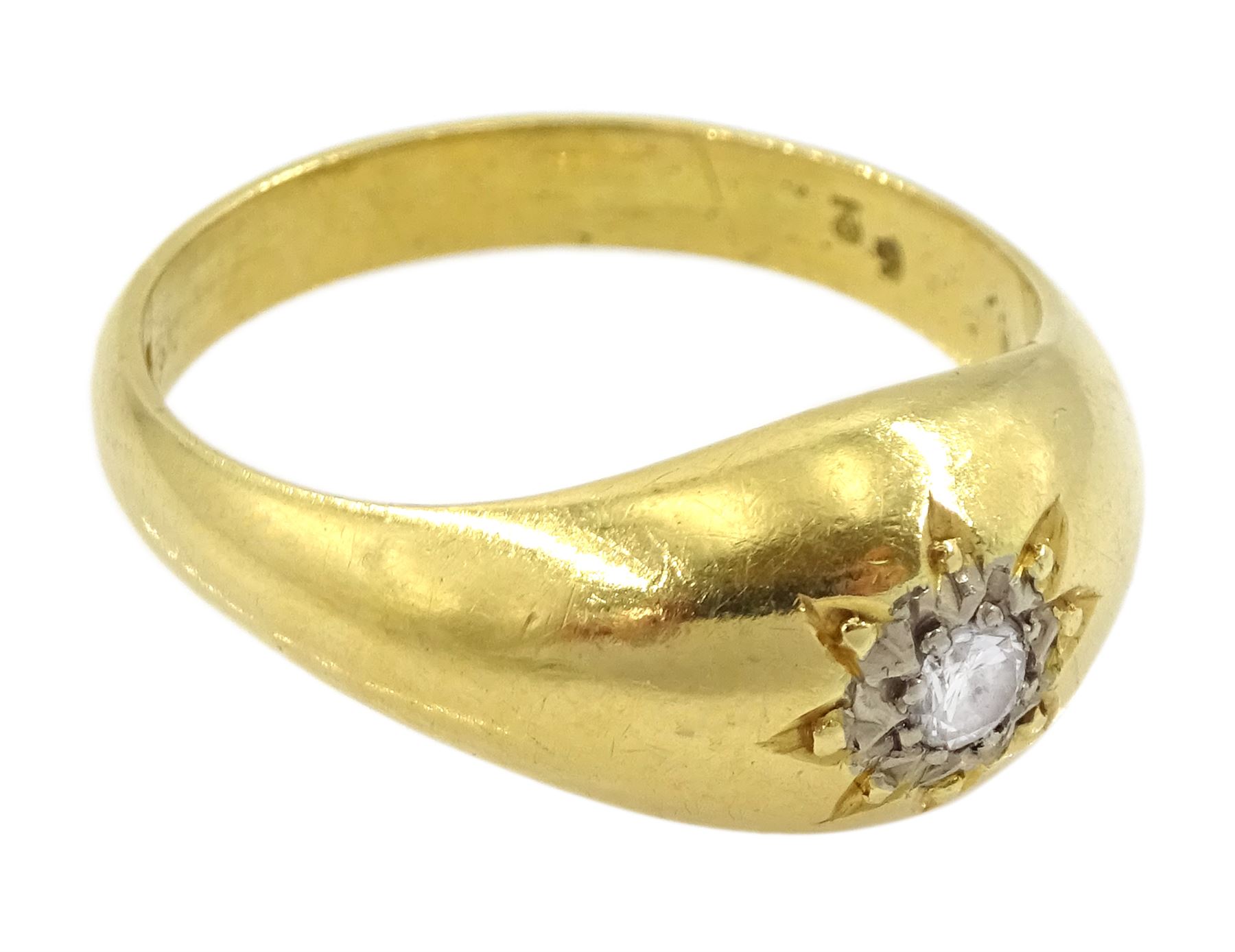 18ct gold gypsy set single stone diamond ring - Image 3 of 4