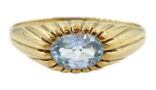 9ct gold single stone oval aquamarine ring