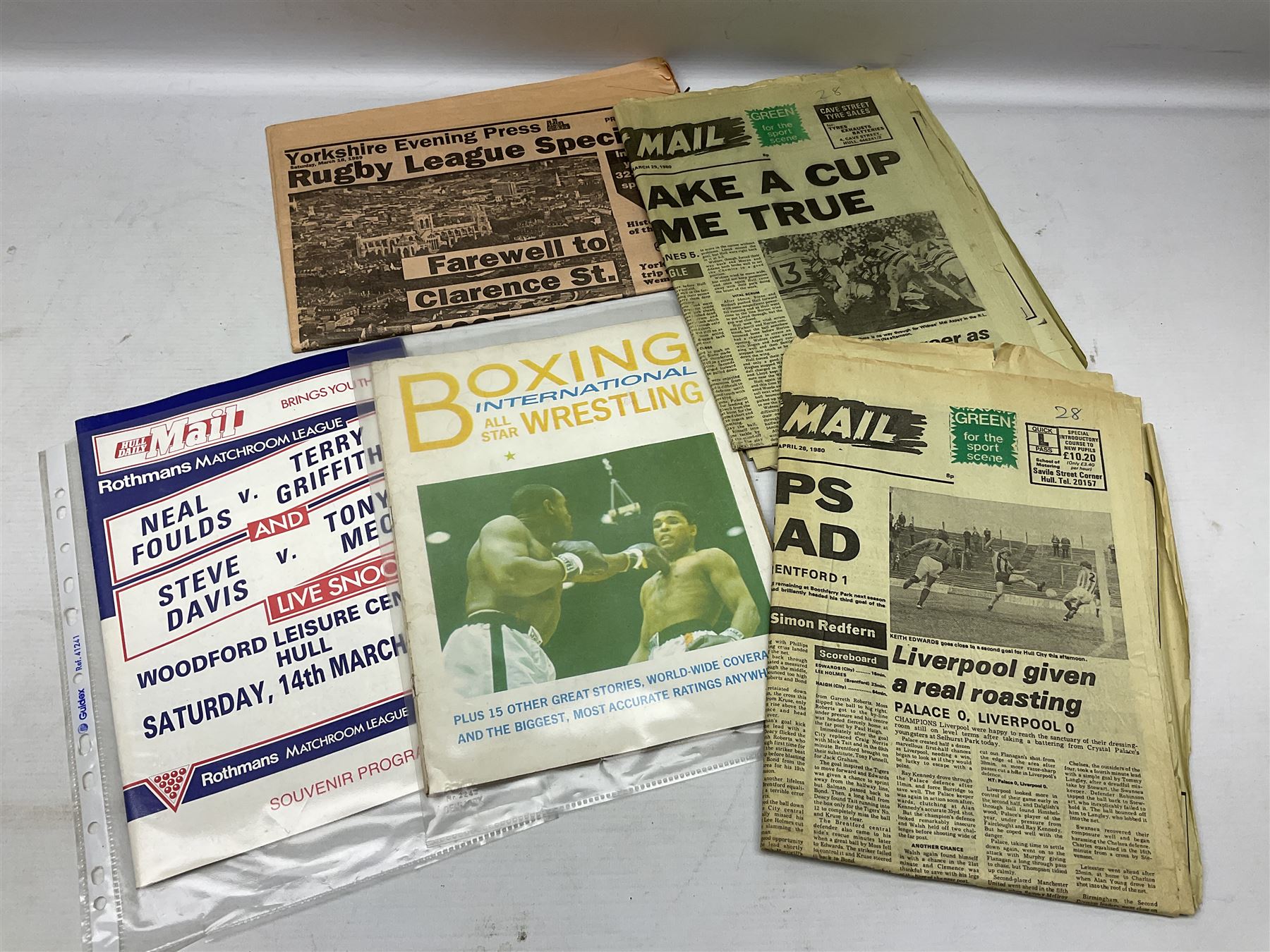 Eight Hull City A.F.C. match programmes 1946-66 and two Last Match at Boothferry Park programmes Dec - Image 4 of 7