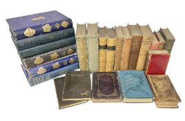 Collection of books including Hinnerd