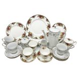 Royal Albert Old Country Roses pattern dinnerwares