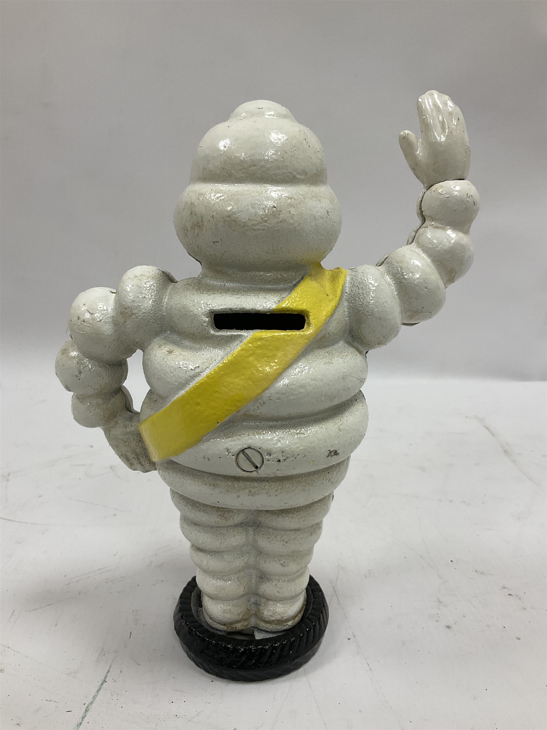 Cast iron money bank of a waving Michelin man stood on a tyre - Image 3 of 3