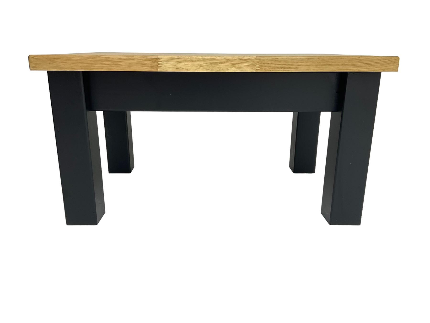 Oak rectangular coffee table - Image 2 of 2