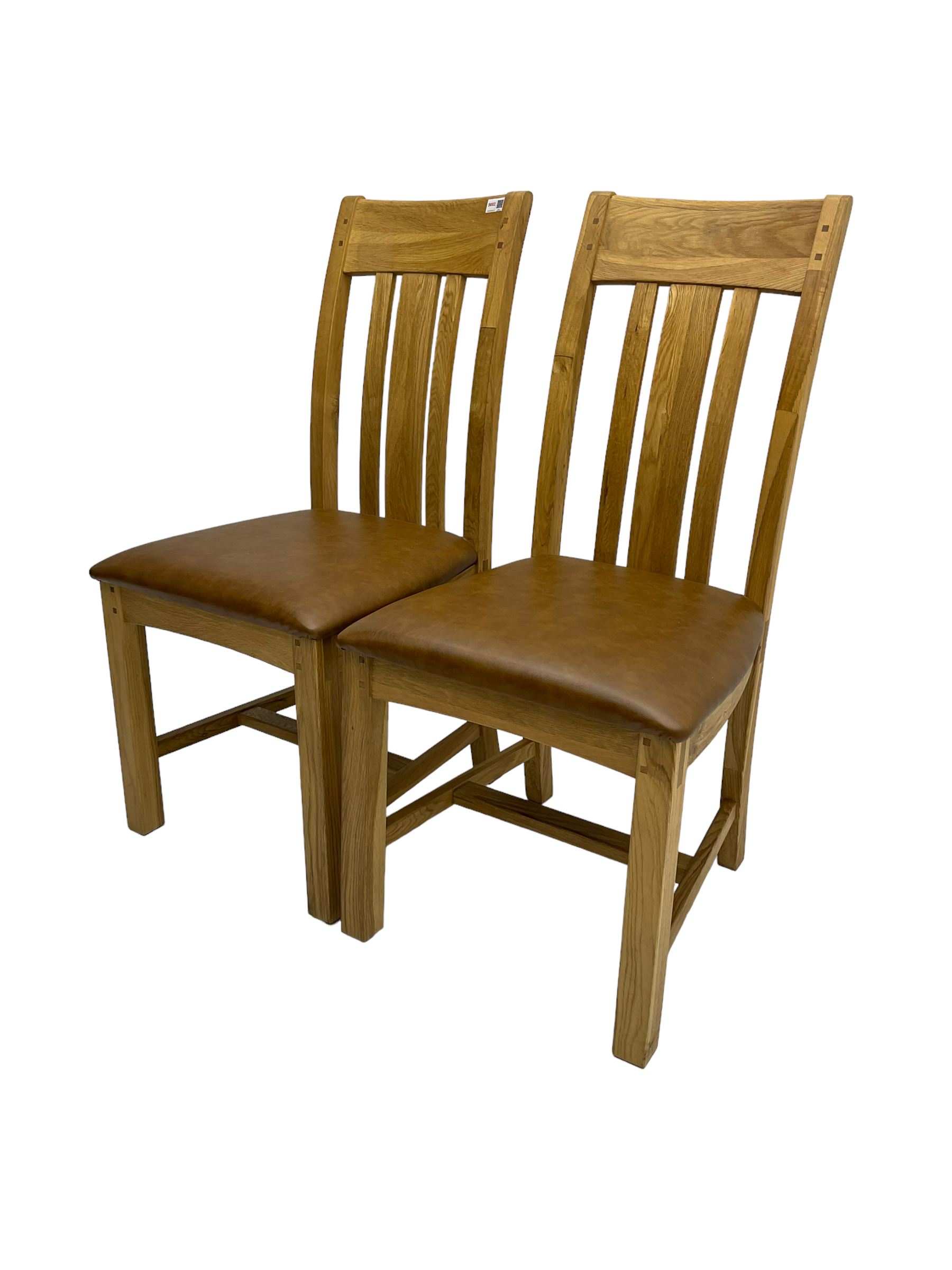 Pair of oak dining chairs - Image 2 of 2