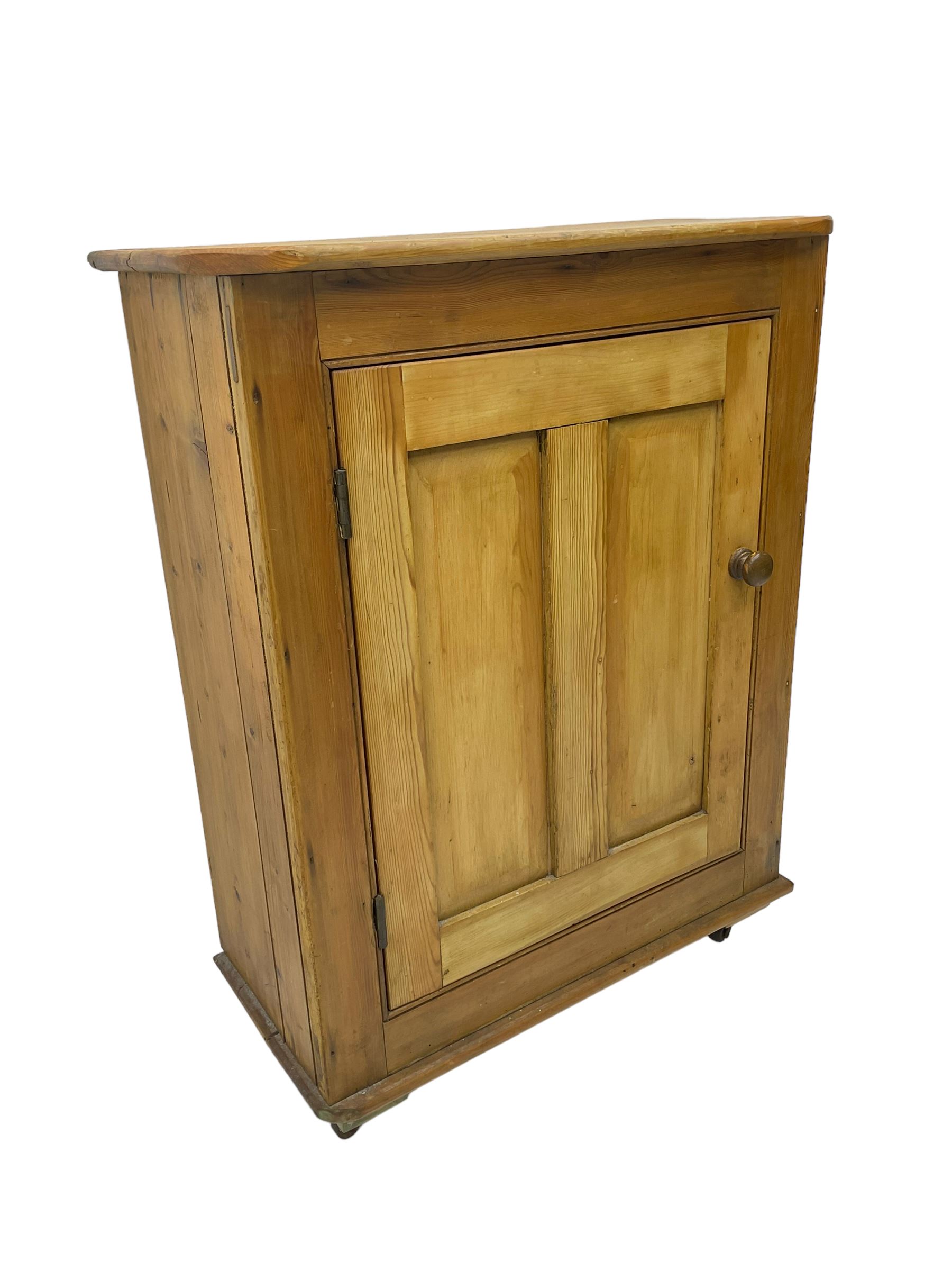 Pine standing cupboard - Image 7 of 7