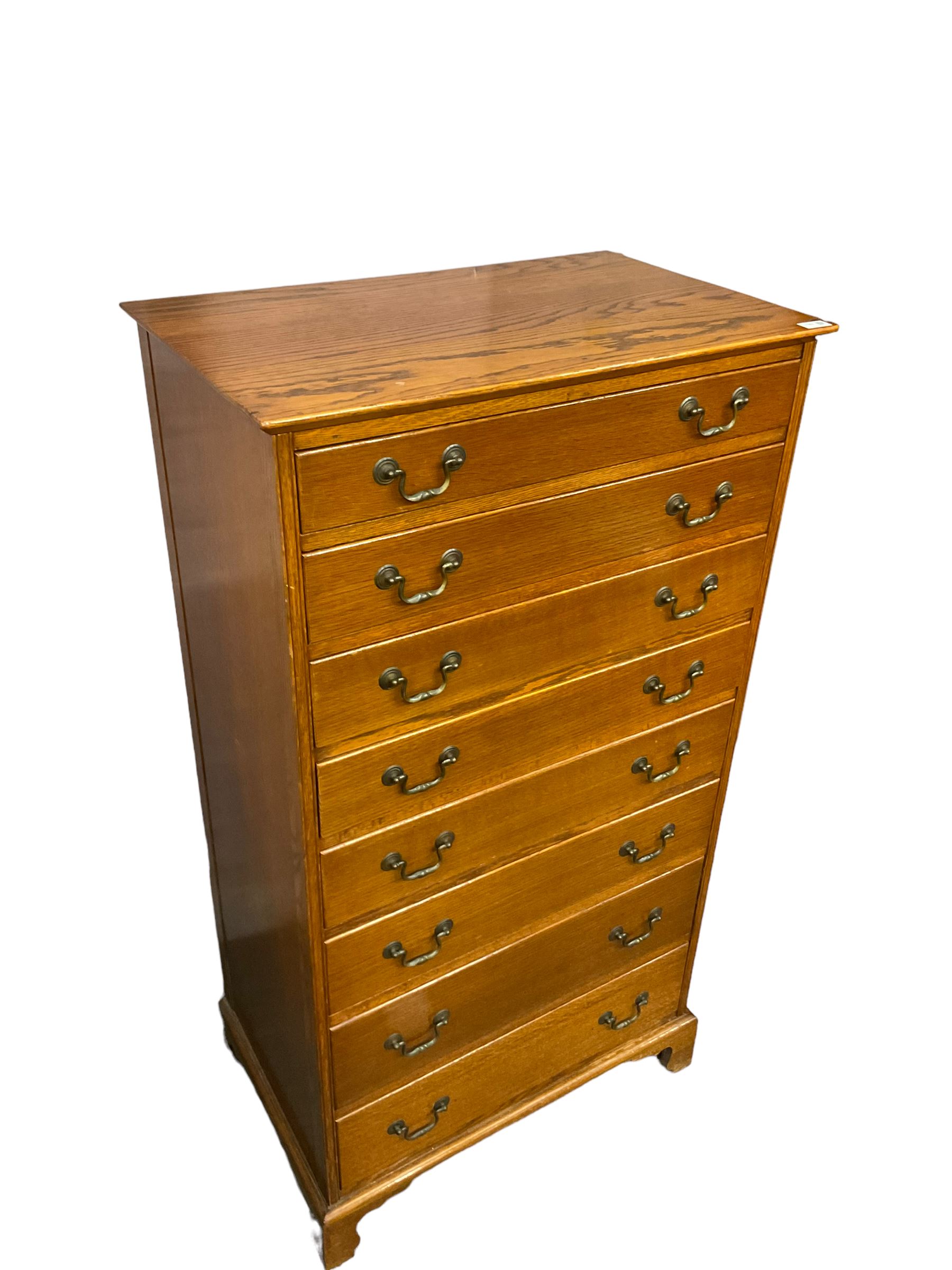 Mid-20th century oak straight-front chest - Image 3 of 5