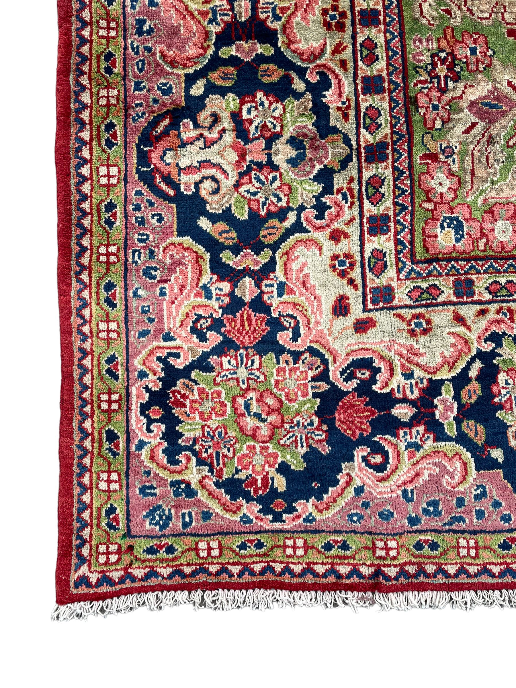 Persian Mahal crimson ground carpet - Image 4 of 8