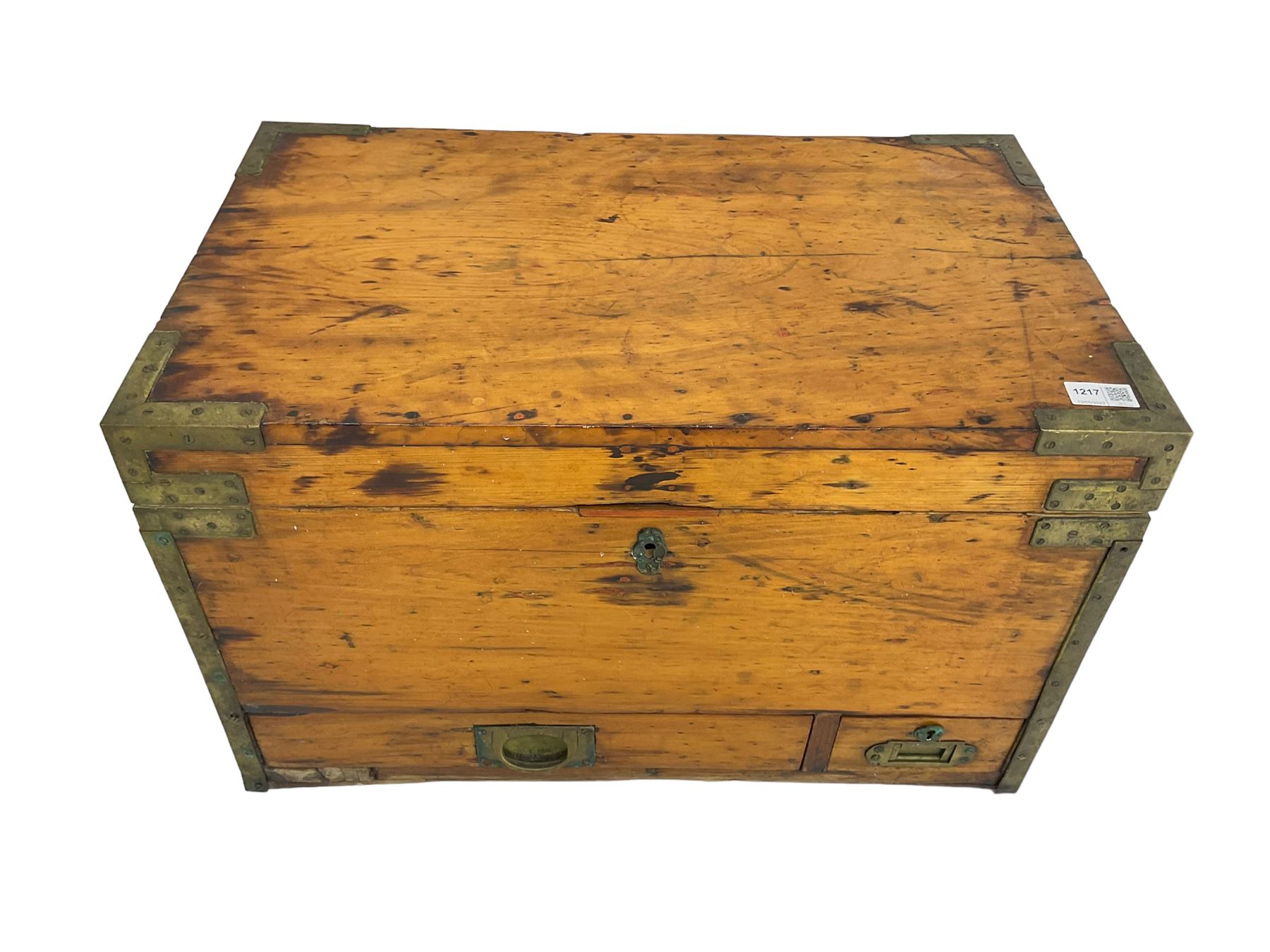 Early 20th century waxed pine travelling trunk or chest - Image 2 of 7