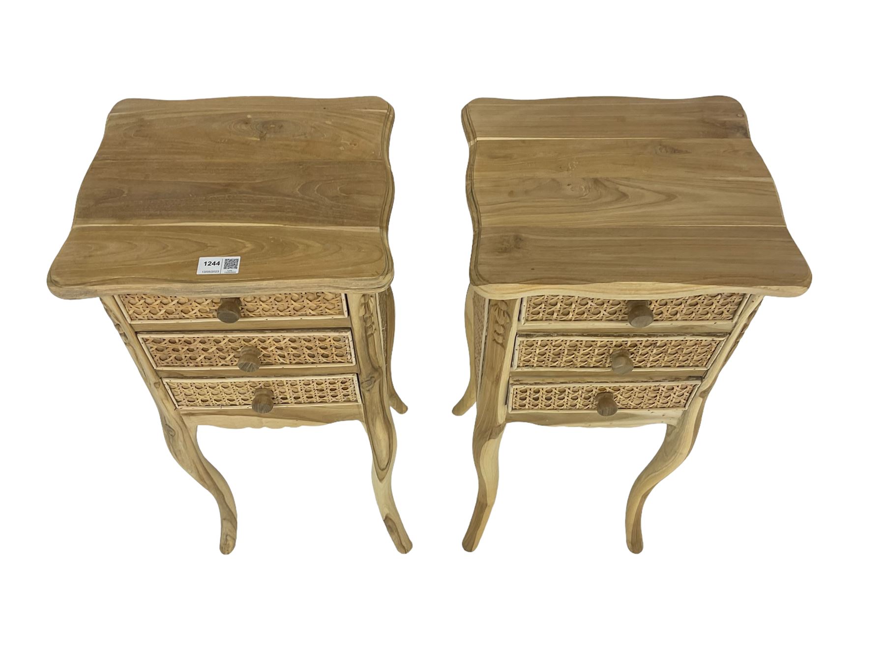 Pair hardwood bedside tables - Image 4 of 7