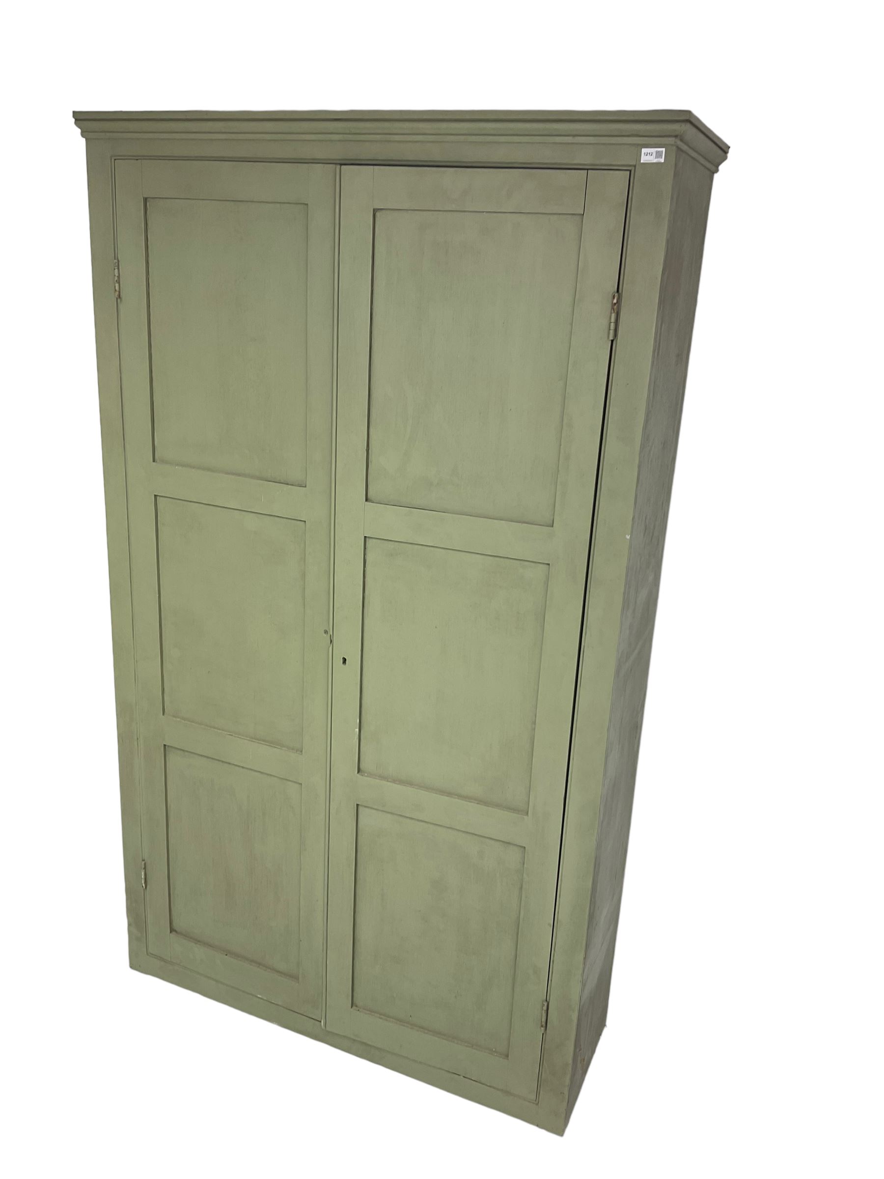 Painted pine cupboard - Image 4 of 7