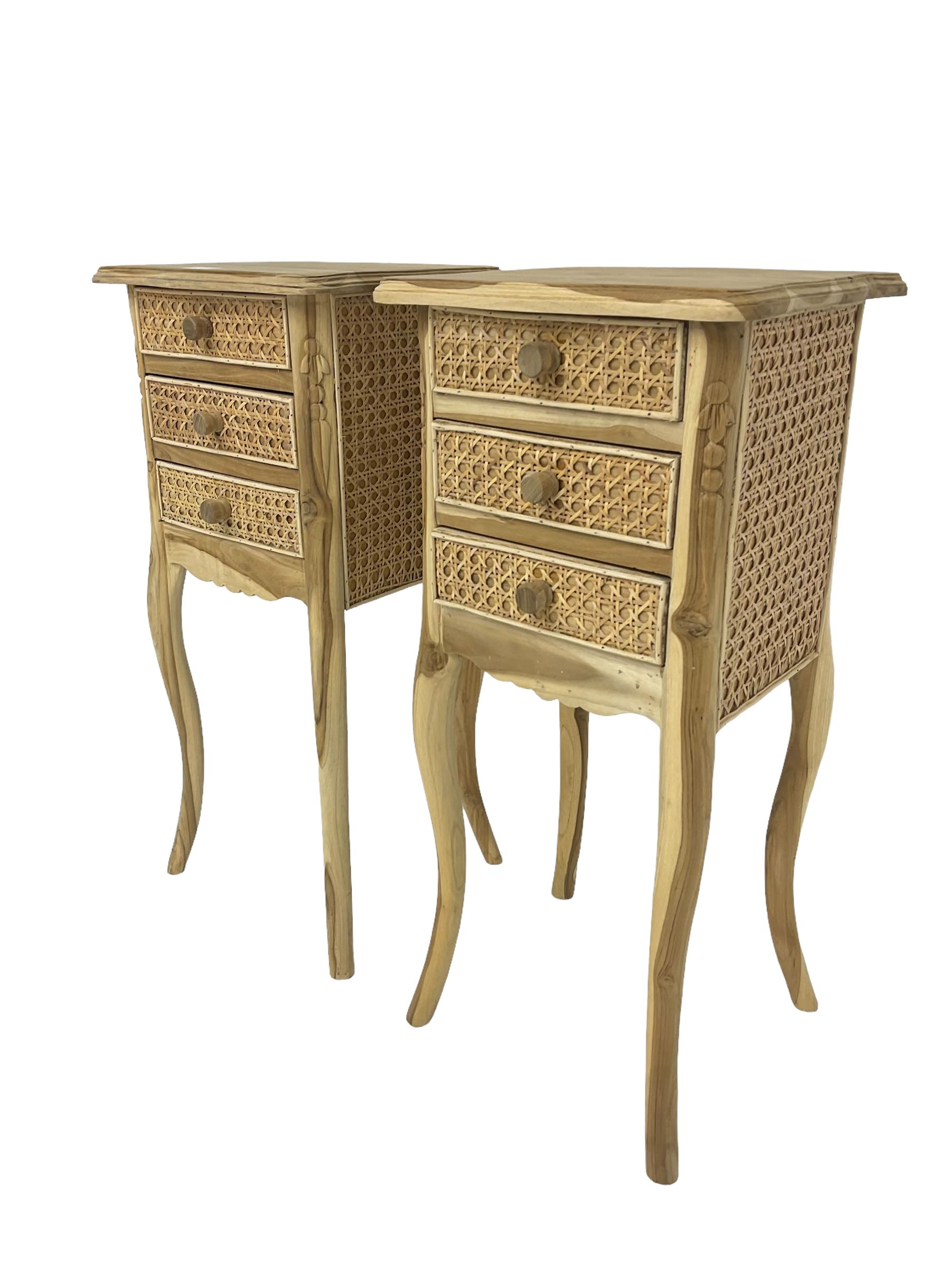 Pair hardwood bedside tables - Image 3 of 7