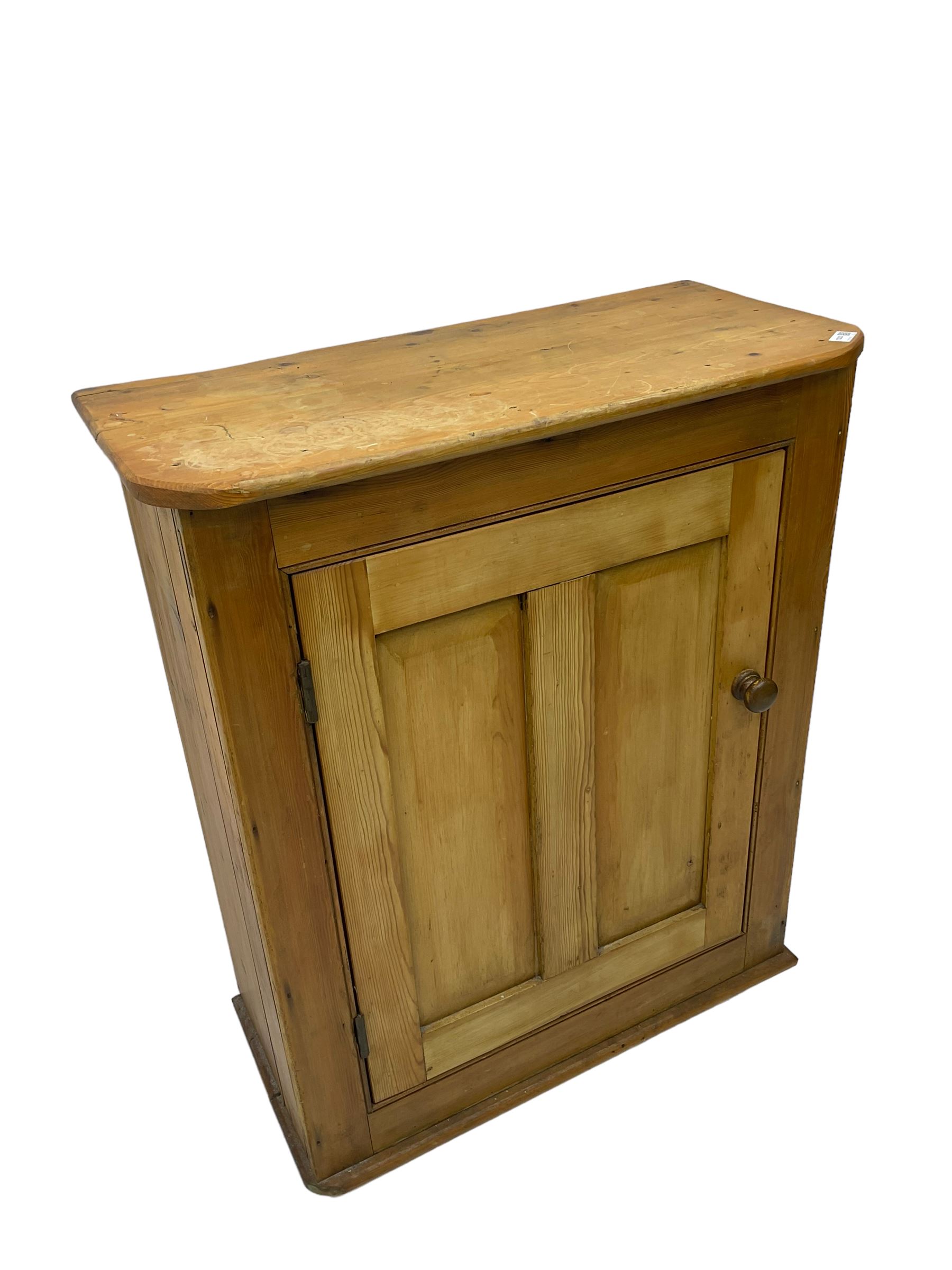 Pine standing cupboard - Image 6 of 7