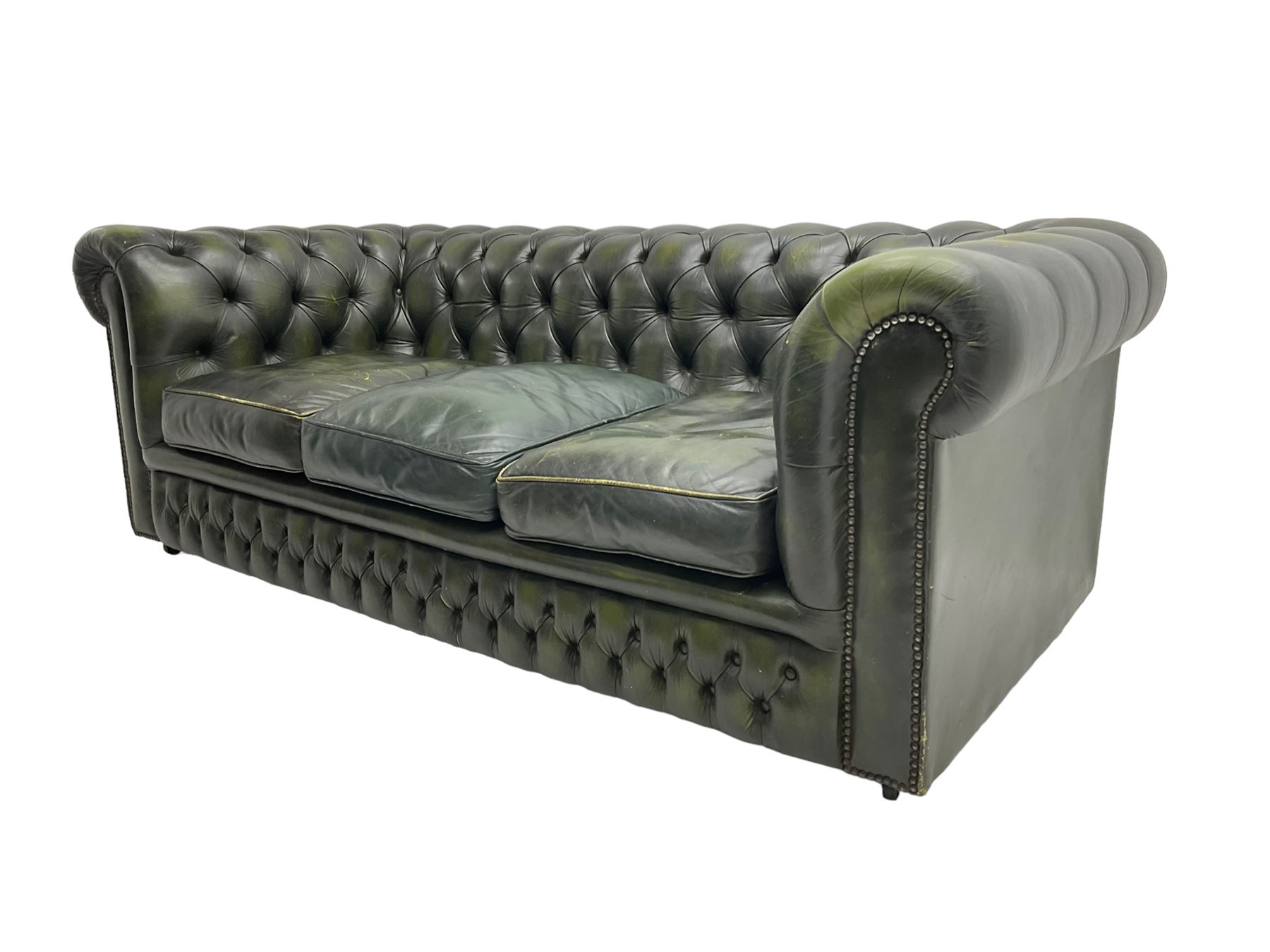 Chesterfield three seat sofa - Image 4 of 7