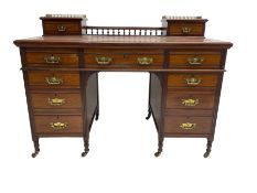 Maple & Co - Edwardian mahogany twin pedestal desk