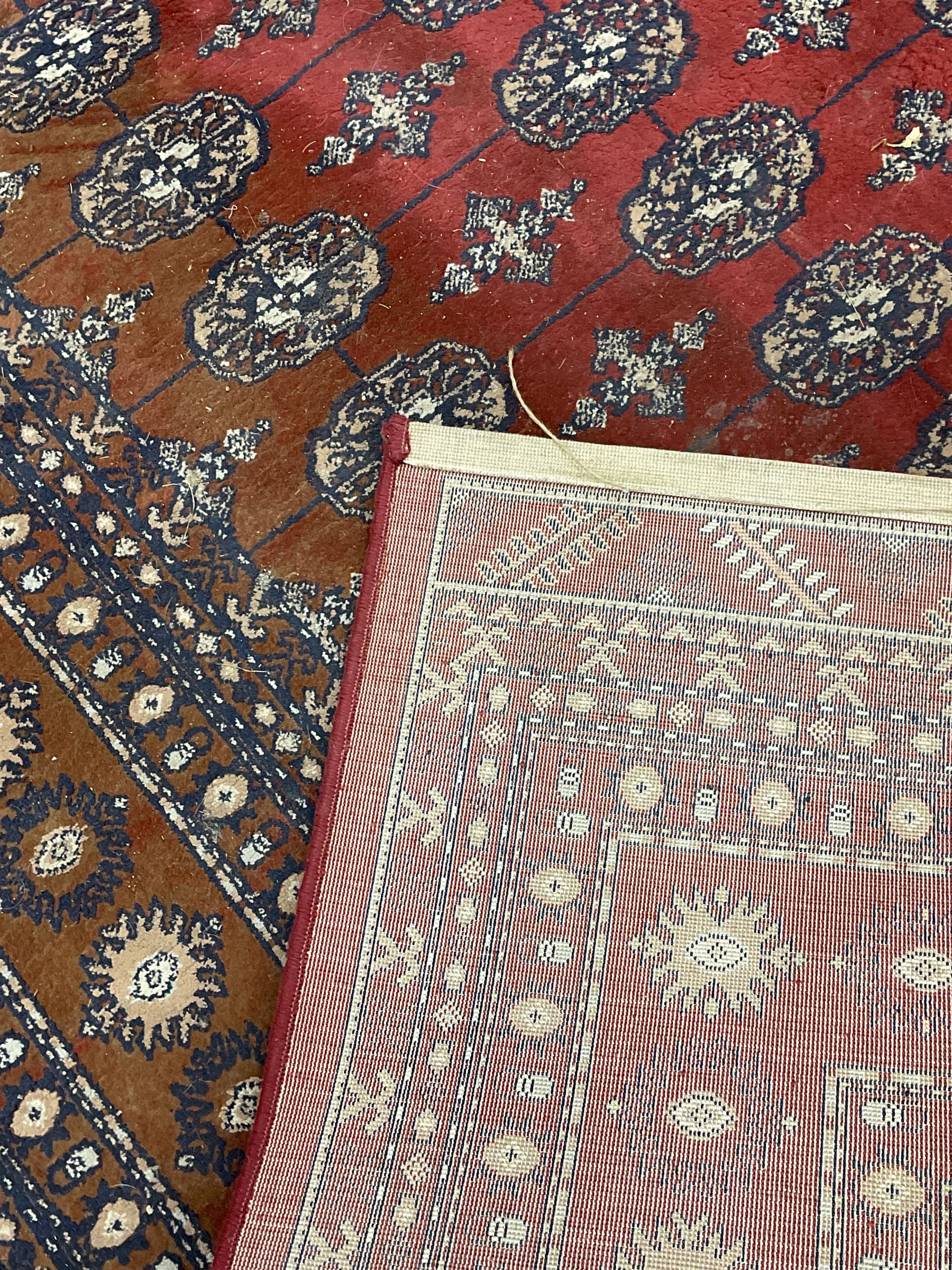 Persian Bokhara design rug - Image 5 of 5