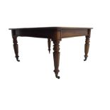 Late 19th century extending mahogany dining table